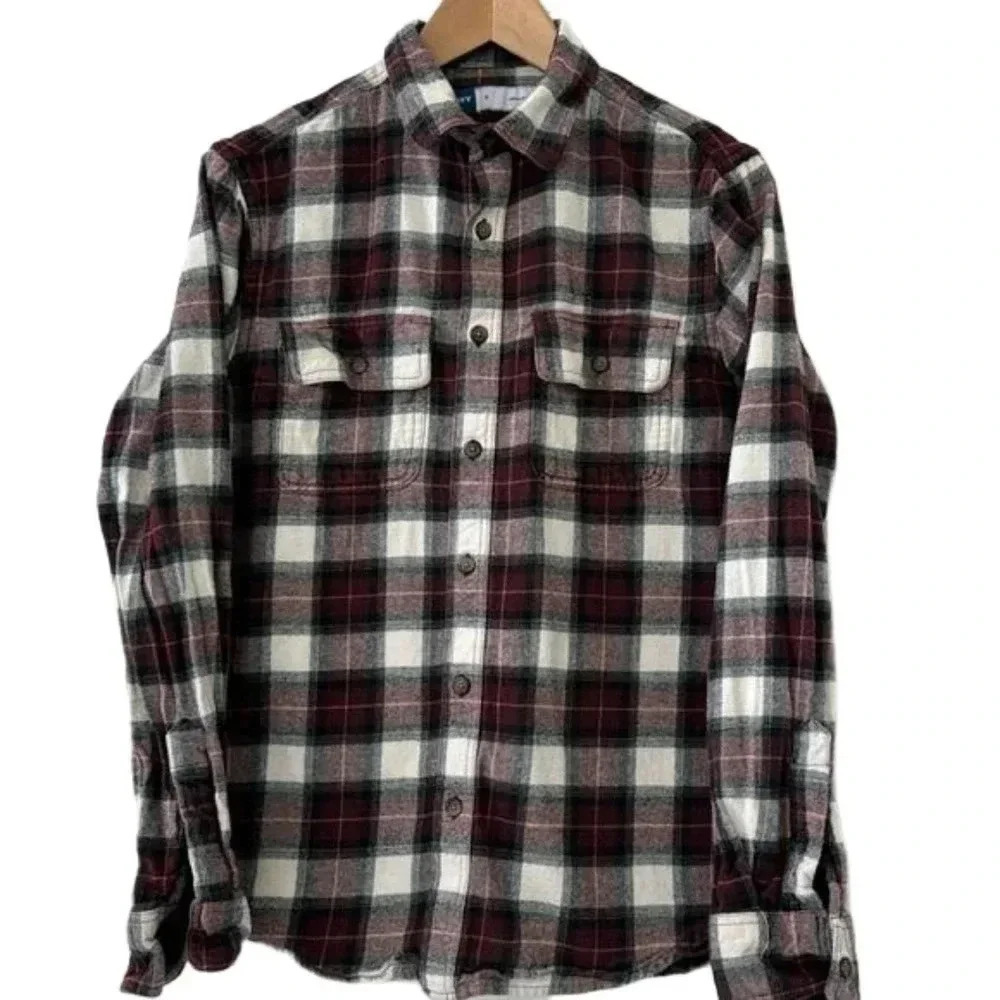 Old Navy Men's Plaid Button-Down Shirt in Burgundy, White, Gray